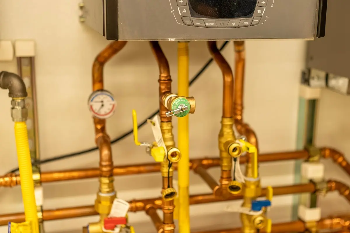 Licensed technician providing Sewer Cleanout for a homeowner in Glendora